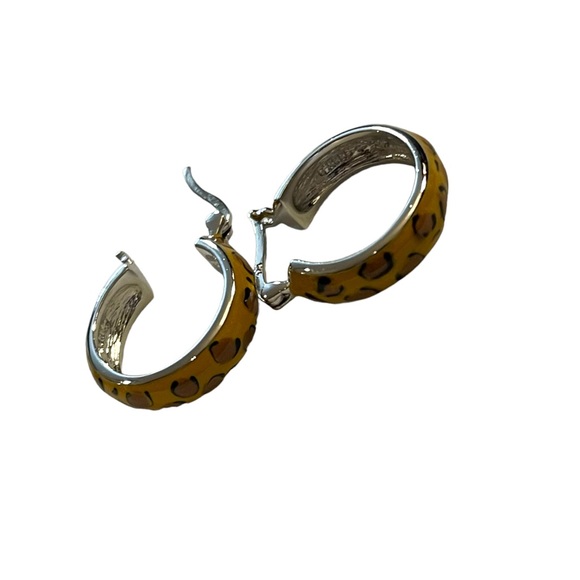 Sterling silver 925 Leopard enameled hoop earrings - Picture 5 of 6